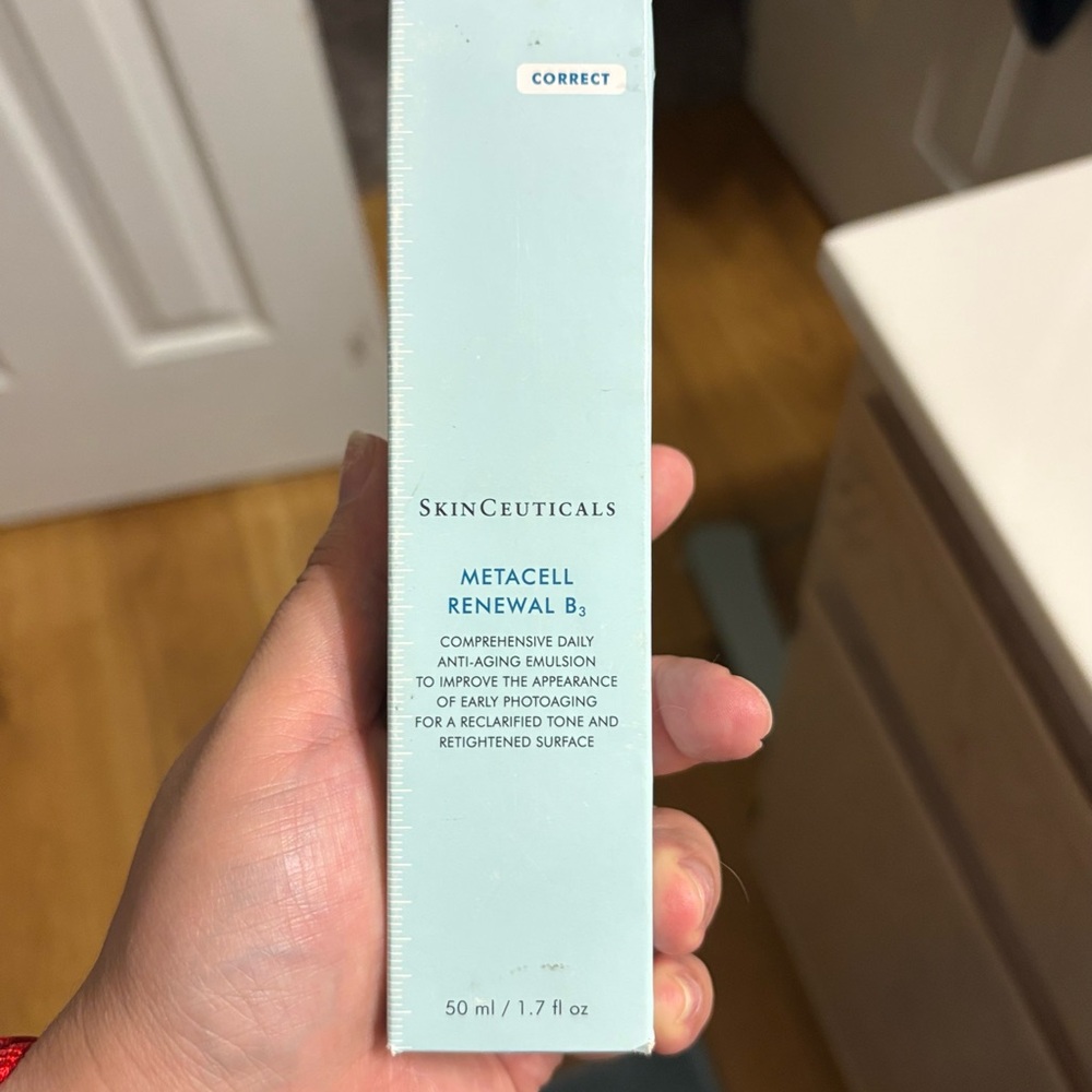 SkinCeuticals Metacell Renewal B3 - Light Blue